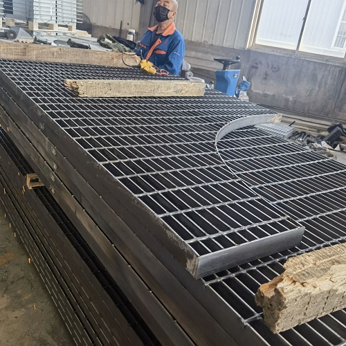 環保要求下，如何挑選符合標準的鋼格柵產品？