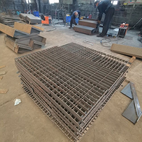 鋼格板背后的努力，遠比你想象得多