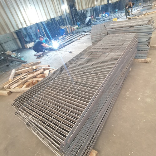 鋼格板背后的努力，遠比你想象得多